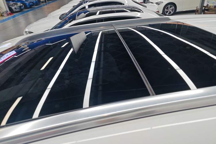 Used Mercedes-Benz GLC 2019 GLC 200 L 4MATIC Roof