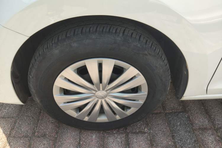 Used Volkswagen Santana 2018 1.5L Manual Fashion Edition Left Front Wheel Hub