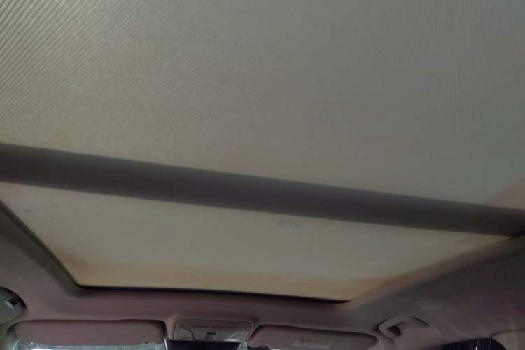 Used Hongqi HS5 2022 Facelifted Version 2.0T Smart Connect Flagship All-Wheel-Drive Edition
