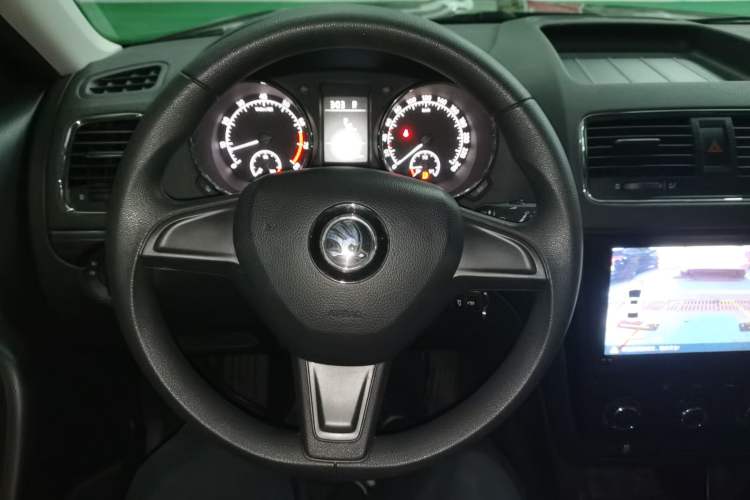 Used Skoda Yeti 2017 TSI280 DSG Advanced Edition
