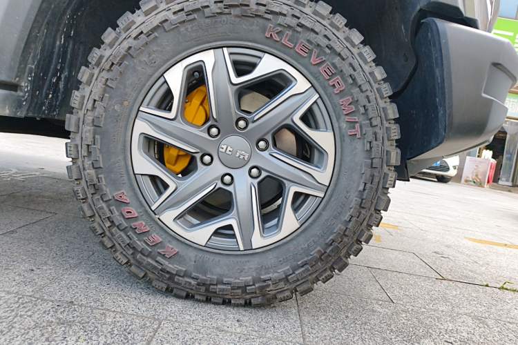 Used BAIC Off-Road BJ40 2024 2.0T All-New Blade Hero Edition Climber
