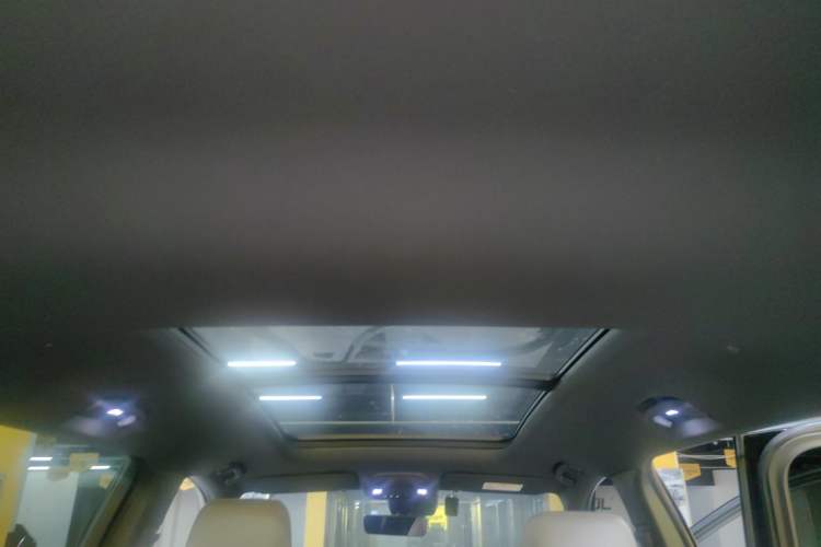 Used Buick Envision 2022 Encore Plus 652T Five-Seat Luxury Model