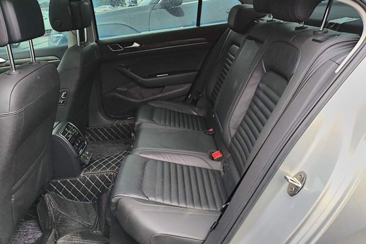 Used Volkswagen Magotan 2019 330TSI DSG Luxury Version China VI Standard
