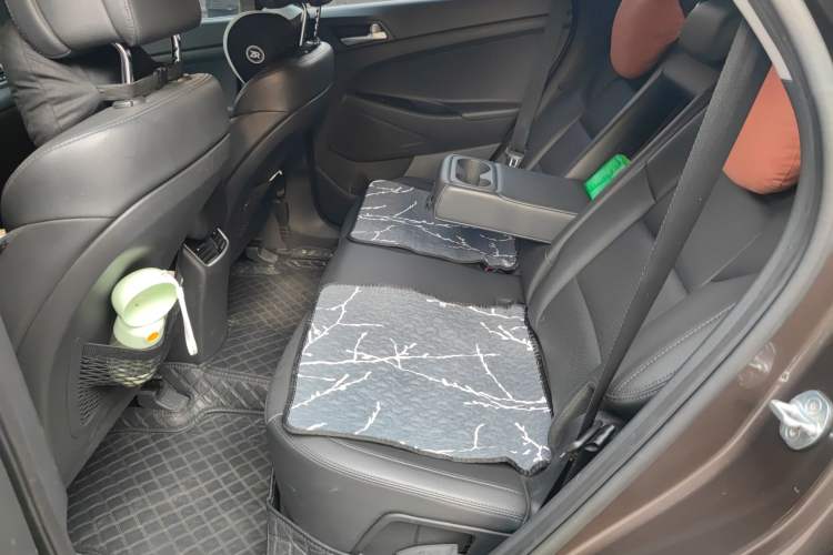 Used Hyundai Tucson 2015 1.6T Dual-Clutch Two-Wheel-Drive Smart Model
