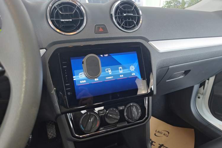 Used Jetta VA3 2021 1.5L Automatic Enjoyment Edition Audio And AC Panel