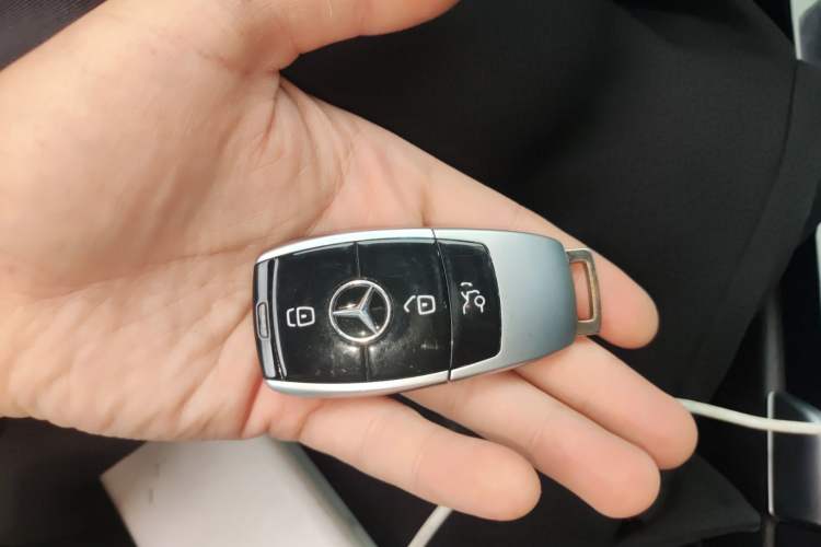 Used Mercedes-Benz C-Class 2017 C 200 Sport Edition Interior 1