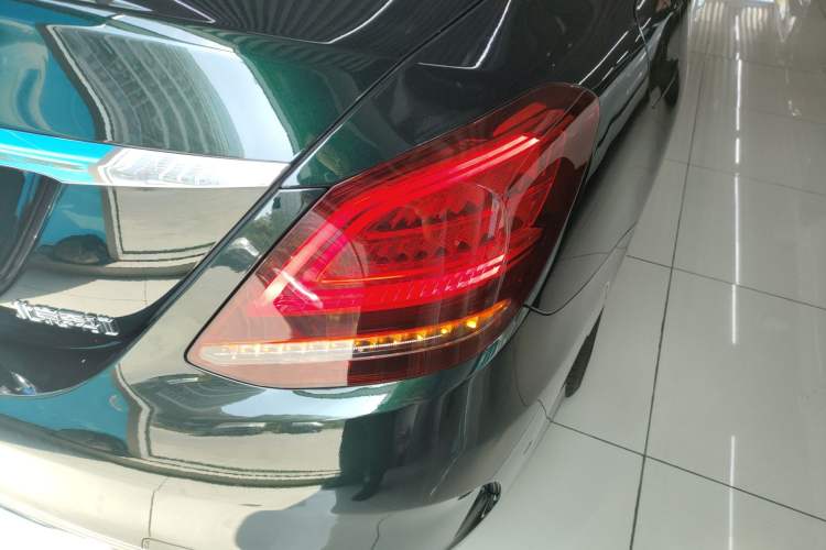 Used Mercedes-Benz C-Class 2021 C 260 L Sport Edition Right Rear Taillight