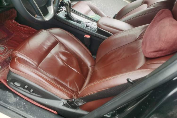 Used Buick LaCrosse 2014 2.0T SIDI Elite Tech Version Left Front Seat