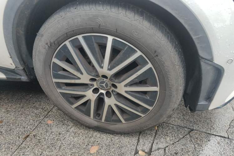 Used Mercedes-Benz GLC Coupe 2023 GLC 260 4MATIC Coupe SUV
