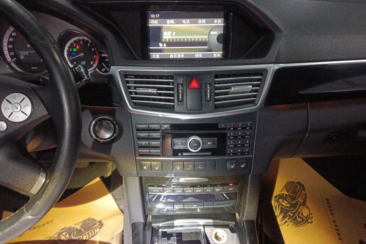 Used Mercedes-Benz E-Class 2011 E 300 L Fashion Prestige Model Audio And AC Panel