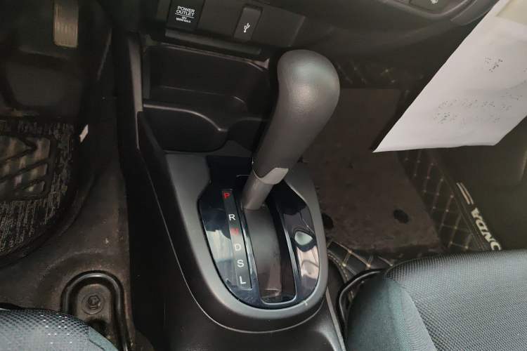 Used Honda Fit 2016 1.5L LXS CVT Comfort Sunroof Version
