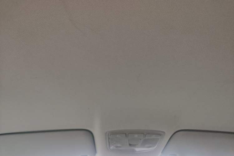 Used BAIC Senova X25 2015 1.5L manual Comfort trim level