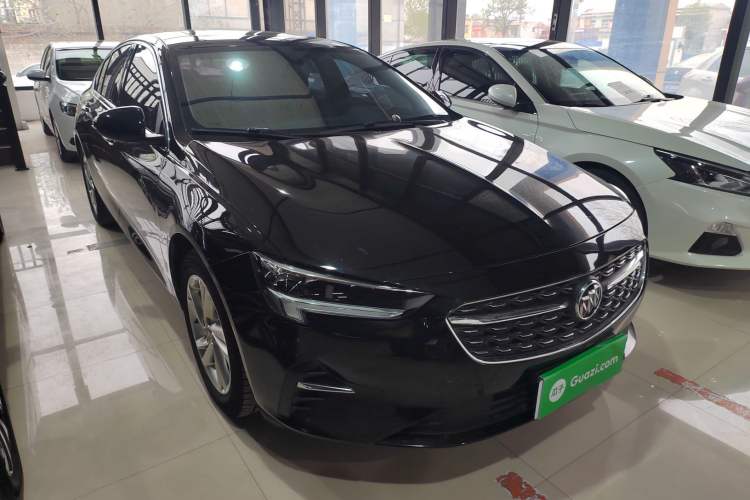 Used Buick Regal 2022 552T Smart Edition Front Right 45 Deg