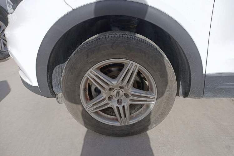 Used Qoros 5 2018 Revised Version 1.6T Automatic Leading Edition