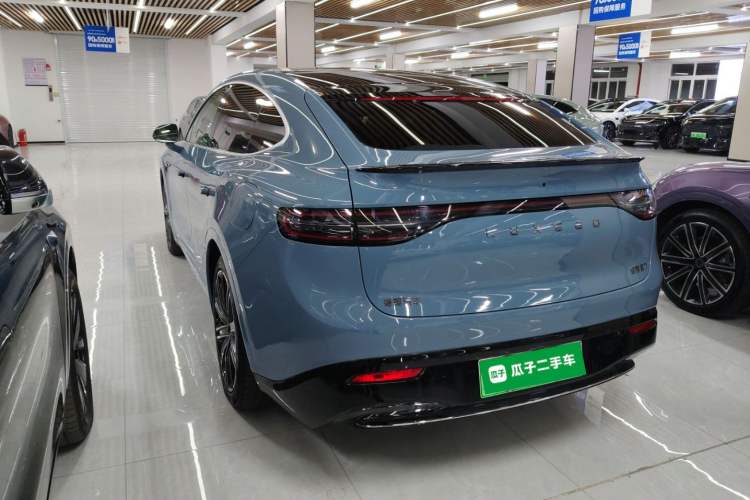 Used Hima Luxeed R7 2024 All-Electric 736 km Ultra