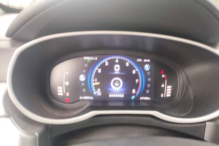 Used Geely Auto Emgrand X7 Sport 2022 1.8TD DCT Zhiya Trim