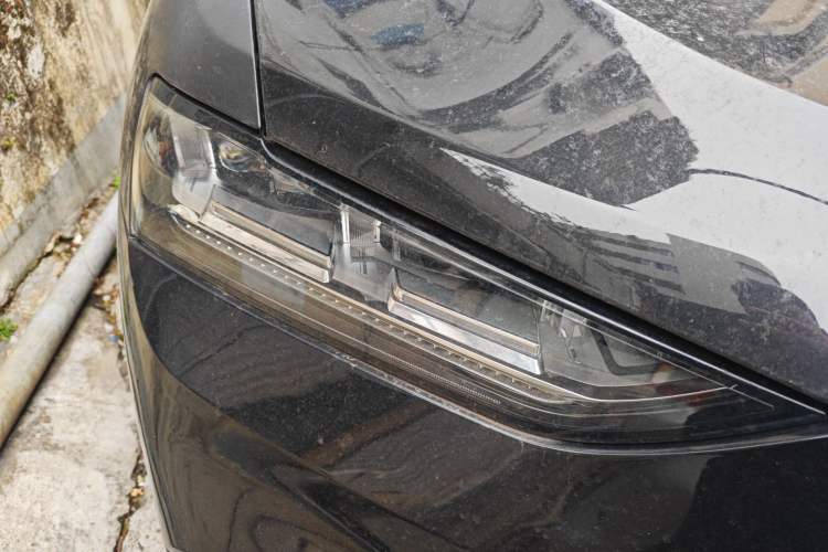 Used Wey VV7 2019 Upgraded Model 2.0T Flagship Version China VI