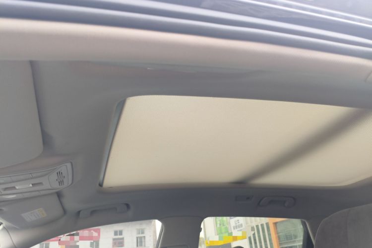 Used Hongqi HS5 2022 Facelifted Version 2.0T Smart Connect Flagship All-Wheel-Drive Edition Headliner