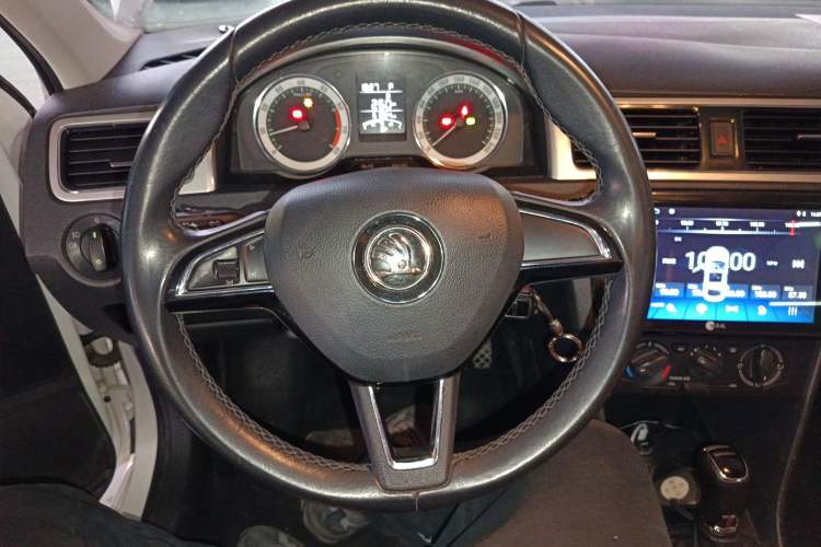 Used Skoda Rapid 2018 1.6L Automatic Comfort Edition
