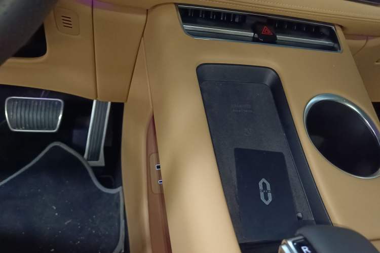 Used Hima AITO M5 2022 Range-Extended Rear-Drive Standard Version
