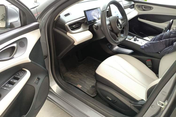 Used BYD Seal 05 DM-i 2025 DM-i Intelligent Drive 120KM Flagship Model Driver Seat