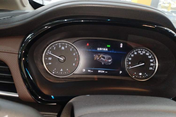 Used Buick GL8 2021 Land Cruiser Executive Class 652T Comfort Model Instrument Cluster