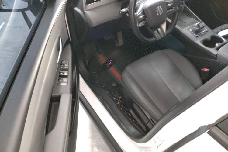 Used BYD Qin PLUS 2025 DM-i Smart Drive 55KM Leading Model Driver Seat