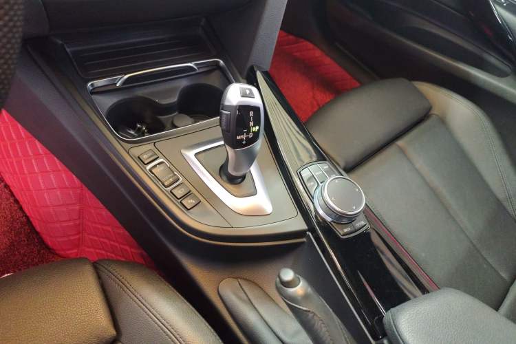 Used BMW 3 Series GT 2020 320i M Sport Package Gear Lever