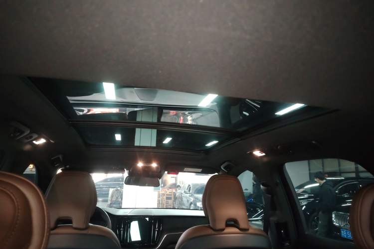 Used Volvo XC60 2021 T5 4x4 Smart Luxury Edition