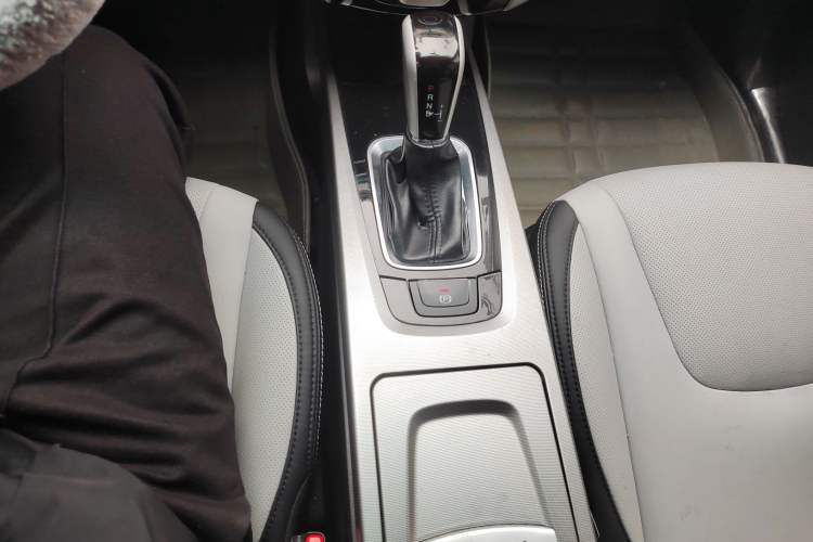 Used Luxgen U6 SUV 2014 1.8T Fashion Edition
