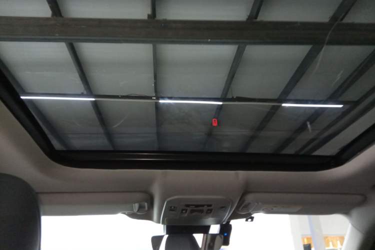 Used Toyota Highlander 2024 2.5L Smart Electric Hybrid Dual-Engine Four-Wheel Drive Prestige Version – 7 Seats