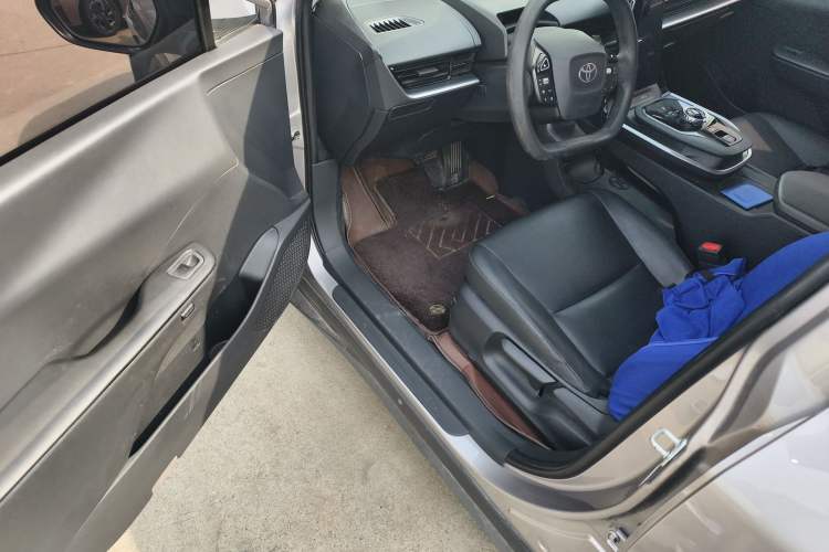 Used Toyota bZ3 2023 517 km Elite PRO Driver Seat