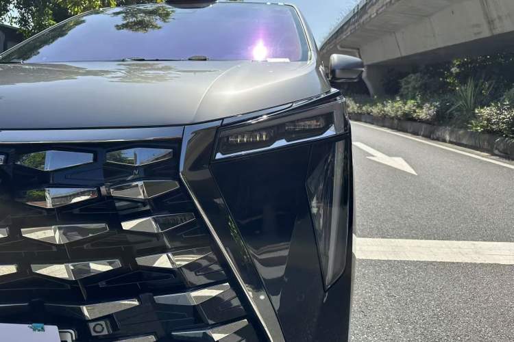 Used GAC Trumpchi Xiangwang M8 2025 Kunkun Series Ultra First-Class Cabin
