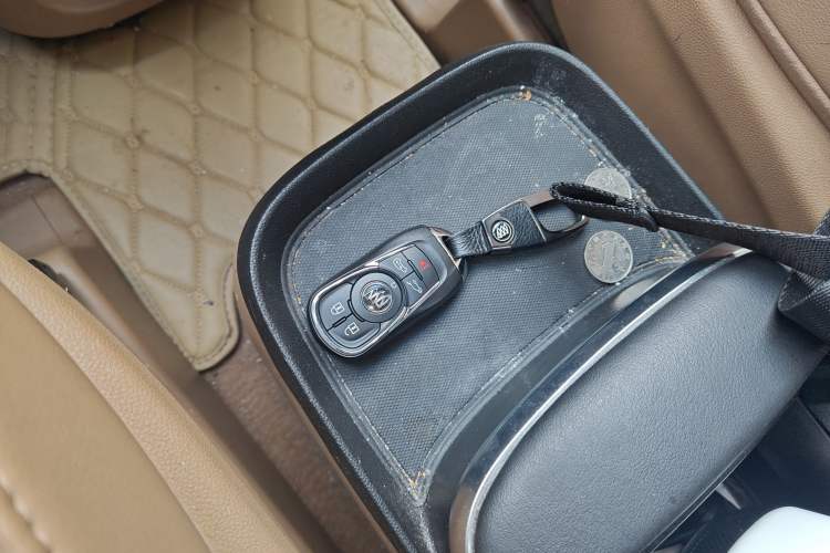 Used Buick GL8 2017 ES 28T Luxury Model China V Standard