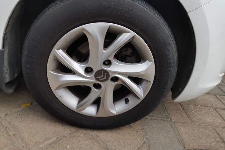 Used Citroen Elysee 2015 ZhiShang Edition 1.6L Manual Comfort Model