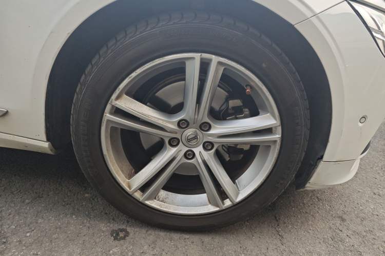 Used Volvo S90 2019 T5 Zhiyuan Edition
