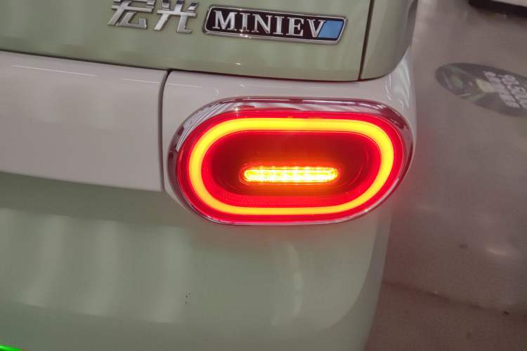 Used Wuling Hongguang MINIEV 2024 3rd Generation 215km Advanced Version