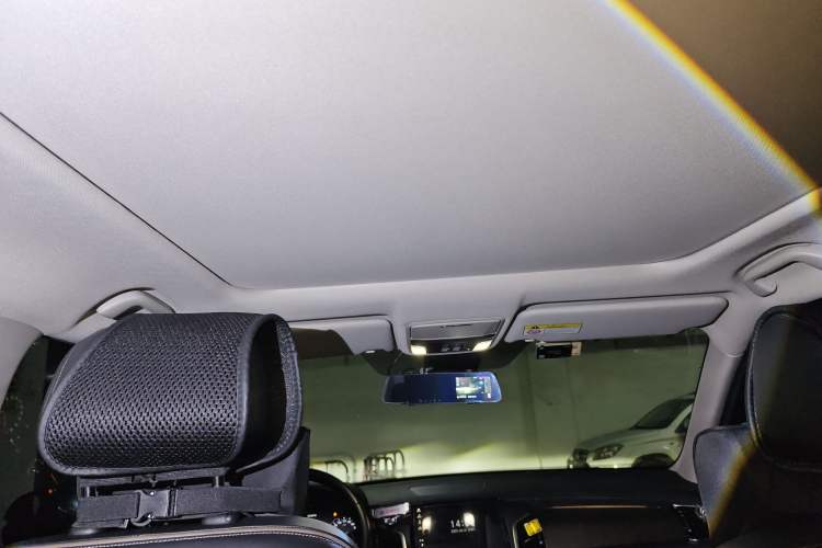 Used Honda Avancier 2020 370TURBO Two-Wheel Drive Luxury Edition Headliner