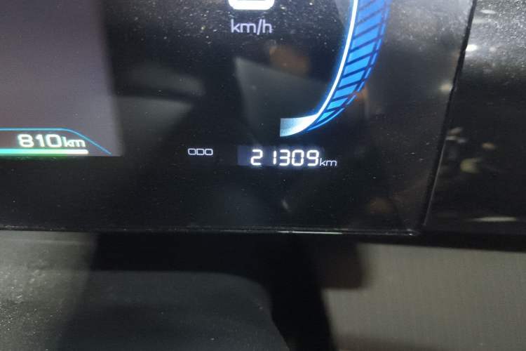 Used BYD Song Pro New Energy 2022 DM-i 110km Flagship Model Odometer Close Up