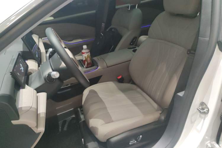 Used Geely Galaxy Galaxy 8 2025 130km EM-i Deluxe Edition