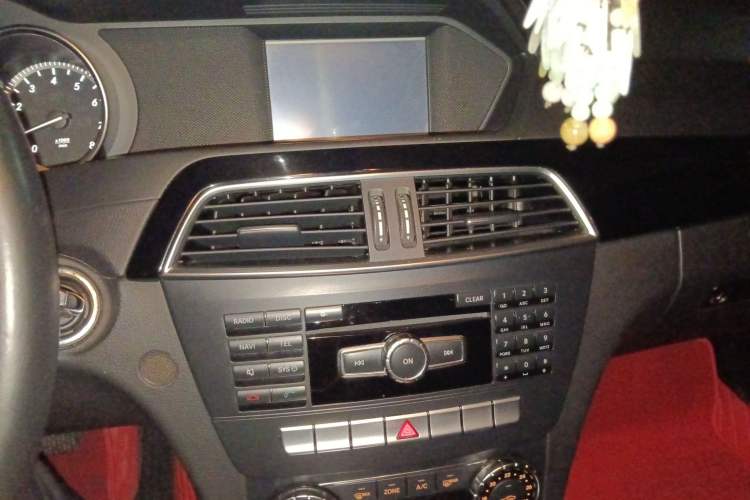 Used Mercedes-Benz C-Class 2013 C 180 Classic Grand Edition