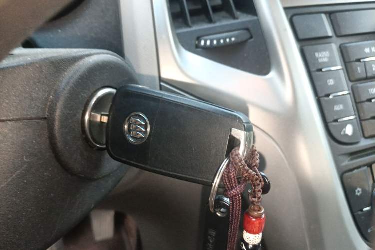 Used Buick GT 2013 XT 1.6L Automatic Comfort Edition Vehicle Key