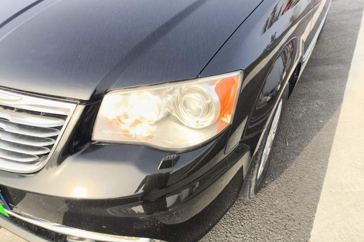 Used Chrysler Grand Voyager 2013 3.6L Luxury Edition