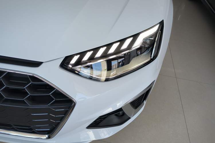 Used Audi A4L 2023 40 TFSI Fashion Dynamic Model