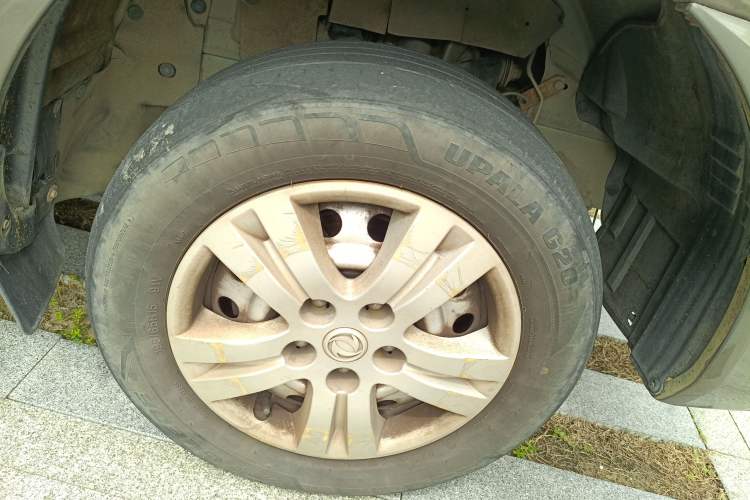 Used FORTHING Lingzhi 2014 V3 1.5L 5-seat Standard Model I