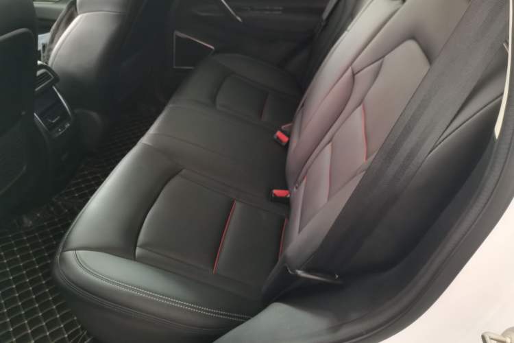 Used Geely Auto Emgrand X7 Sport 2020 1.8TD DCT Two-Wheel Drive Smart Connect 4G-Enabled Version