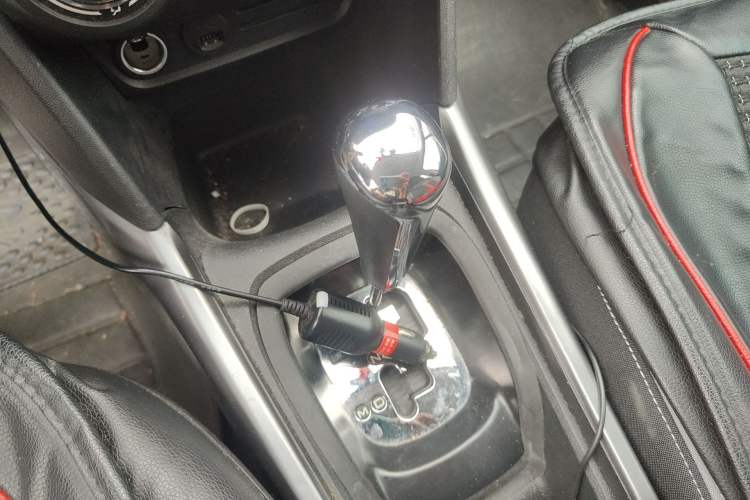 Used Peugeot 2008 2018 1.6L Automatic Trend Edition Gear Lever