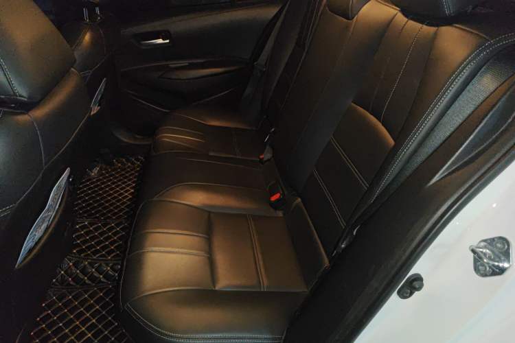 Used Toyota Corolla 2021 Dual-Motor 1.8L E-CVT Elite Edition