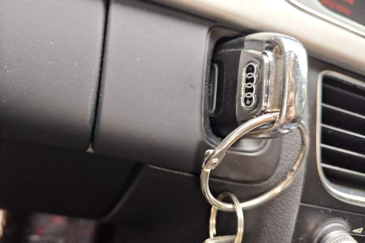 Used Audi A4L 2013 35 TFSI Automatic Comfort Model
