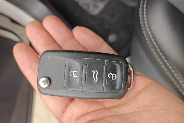 Used Volkswagen Tiguan L 2016 300TSI Automatic Two-Wheel Drive Trend Edition
